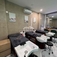 Sang Tiệm Spa Dưỡng Sinh Và Facial. Hoạt Động Ngay