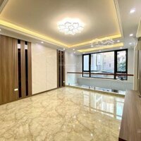 Chính Chủ Cho Thuê Nhà Mp Giảng Võ, Ba Đình,Diện Tích90M2,Mặt Tiền5M, 5 Tầng, 40 Triệu/Tháng