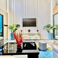 Nhàhẽm Xe Hơiđường 12, Trường Thọ Tđ 1T 2 Lầu 4 Phòng Ngủban Công
