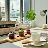 Căn Hộ Duxlep Có Ban Công Ngay Gần Đầm Sen Chính