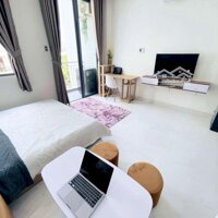 Căn Hộ Studio 35M2 Ban Công Hai Bà Trưng Gần Bờ Kè