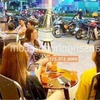 Sang Nhượng Quán Cafe Mặt Tiền Nguyễn Văn Linh