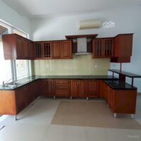 Cho Thuê Biệt Thự Mỹ Thái, 140M2 4 Phòng Ngủ 3 Vệ Sinh View Công Viên Xanh Mát. Giá Chỉ 38 Triệu. Liên Hệ: 090971 029