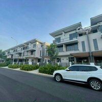 Cho Thuê Shophouse Lavila 198M2 Kinh Doanh Đỉnh Cho Thuê Giá Chỉ 70 Triệu/Tháng