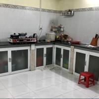 Cho thuê xưởng dt 250m2 giá 11tr Xuân Thới Đông