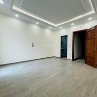 Bán Nhà Phố Thái Hà - 46M2X5T - 9.8 Tỷ - Gara Oto - Mặt Ngõ Kinh Doanh