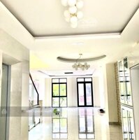 Cho Thuê 10 Căn Nhà Phố Lakeview City Q.2 Đường Lớn 25M Nhà Hoàn Thiện Đến Full Giá Bán 23 Tr - 37 Tr