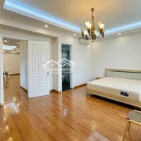 Cho Thuê Chung Cư Đẳng Cấp Tại E5 Ciputra: 154M2 3 Phòng Ngủ Full Đồ Mới, Giá Tốt Nhất Hiện Nay