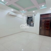 Cho Thuê Nhà Nguyên Căn Mặt Phố Võ Văn Ngân 156M²