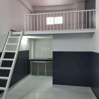 Duplex Rộng Rãi, Thoáng Mát, Gác Cao - Gần Cầu Sg