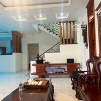 Nhà Biệt Thự,3Tầng,Mặt Tiền View Sông,Q2, Giá Bán 36,5Ty