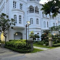 Biệt Thự Sân Vườn Khu Compound Saigon Pearl, Nhà Ful Nt Cao Cấp, Quận Bình Thạnh, Dt:10X30M, 300M2