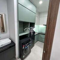 Penthouse Mới Xây 100% Gần Ngã Sáu Cộng Hòa.