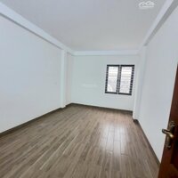 Bán Nhà Phố Tân Mai, Ô Tô Tránh Gara Ô Tô, Thang Máy. 60M2 5 Tầng 8.9 Tỷ