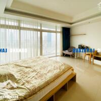 Căn hộ Azura 3 phòng ngủ tầng cao - C220