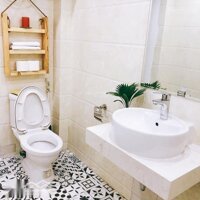 Cần Cho Thuê Chung Cư Mini 70M2 Có 1 Ngủ 1 Khách Riêng Đường Nguyễn Văn Cừ Giá Bán 6.7 Triệu.0829911592