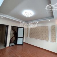 Chỉ 2 Tỷ Có Ngay Nhà 4T -3 Ngủ Gần Trường Học Phú Lương -Chợ Bắc Lãm, Oto Đỗ Gần. Liên Hệ:0386418096