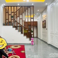 Cần Bán Nhà Đẹp Ở Luôn 55M2, 7.199 Tỷ, Hoàng Quốc Việt, Nội Thất Tuyệt Đẹp, Gần Ôtô