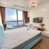 Cho Thuê Căn Hộ Chung Cư Vinhomes Central Park, Lanmark81