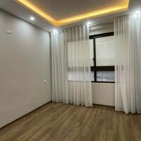 Bán Nhà Nguyễn Văn Cừ, Bồ Đề, 52m2, Lô Góc, Ô Tô, Kinh Doanh, Nhỉnh 6 Tỷ