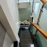 Bán Nhà Sc Trệt Lầu 55M2, Gần Chợ Đông Hoà Dĩ An