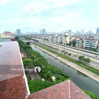 Cho Thuê Tòa Nhà Cao Ốc Văn Phòng Phố Quan Hoa-200M2*8 Tầng