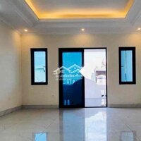 Nhà 7 Tầng Phân Lô Phú Diễn , Diện Tích: 95M2 , Thang Máy