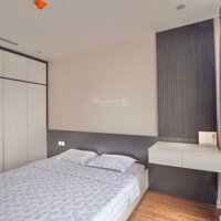 Cho Thuê Căn 2 Phòng Ngủ+ 1 Full Đồ 90,4M2 Tầng Trung View Thoáng Hướng Nam Mát Mẻ Tại S1 Sunshine City