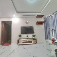 Cho Thuê Căn 2 Phòng Ngủ+ 1 Full Đồ 90,4M2 Tầng Trung View Thoáng Hướng Nam Mát Mẻ Tại S1 Sunshine City