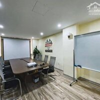 Cho Thuê Văn Phòng Tại Trung Hoà 35M2 Cực Đẹp, Sd Ngay