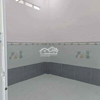 Cần Tiền Bán Gấp Nhà Cấp 4 110M2 Sổ Hồng Riêng