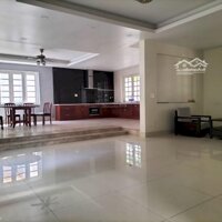 Cho Thuê Biệt Thự Sân Vườn Khu Compound Lan Anh, Bình An, Q2, Tp Thủ Đức, Đậu 3 Ô Tô 65 Triệu/Tháng