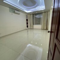 Cho Thuê Nhà Riêng Trong Ngõ Nguyễn Ngọc Vũ, 70M2 X 5 Tầng, Mặt Tiền 5M.