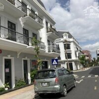 Cho Thuê Vincom Shophouse Tuy Hòa Nguyên Căn Đã Hoàn Thiện Ngay Trung Tâm Thành Phố, 4T - 320M2