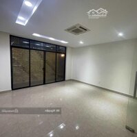 Cho Thuê Gấp Nhà Phố Mặt Tiền Đường Trần Trọng Cung - Nam Long - Q.7 - Dtsd: 500M2, Giá: 35 Triệu/Tháng