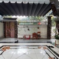 Cho Thuê Biệt Thự Nguyễn Phong Sắc 605M2 Làm Nhà Trẻ, Phòng Khám, Spa