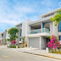 Bán biệt thự biển Đà Nẵng 440m2 có hồ bơi liền kề Ocean Villa mặt kênh sinh thái chỉ 15,4 tỷ đồng