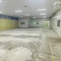 Cho Thuê 750M2 Kho Xưởng Trong Kcn Đồng Văn 1