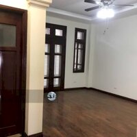 Cho Thuê Nhà Nguyễn Ngọc Vũ 50M2*4T, Nhà Mặt Ngõ , Thoáng , Mặt Tiền 5M , Giá 12 Triệu/Th