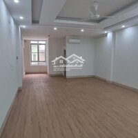 Cho Thuê Nhà Mặt Phố Tố Hữu, 75M2 X 3 Tầng, Thang Máy, Thông Sàn, Nhà Mới, 18 Triệu/Tháng