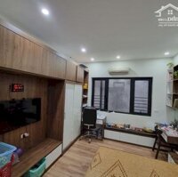 Cho Thuê Nhà Ngọc Hà- Ba Đình Xây 5 Tầng, 45M2 Có 4 Ngủ. Đầy Đủ Nội Thất Đẹp. Giá 13 Triệu