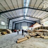 Cho Thuê 1000M2 Ngã Tư Xuân Mai Giá Rẻ