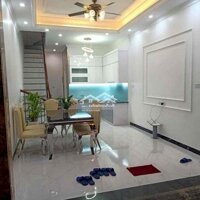 Nhỉnh 5Tỷ _Lô Góc,5 Tầng,Thang Máy, Nội Thất Xịn,Điều Khiển Thông Minh