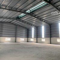 Cho Thuê Kho Xưởng 400M2 - 720M2 Khu Vực Cổ Bi Gia Lâm Trên Trục Đường Ql5