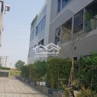 Cho Thuê Nhà Nguyên Căn 90M2/Sàn , Hầm Trệt 3Lầu/ 55 Triệu