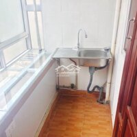 Căn Hộ 18M2 Tầng 4 / 1 Phòng Ngủ / 1 Phòng Vệ Sinh Bên Ngõ Thổ Quan