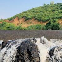 Duy nhất lô đất rộng hơn 3,7ha bám suối to, gần trung tâm hành chính huyện Kim Bô