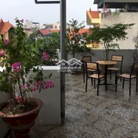 Cần Cho Thuê Nhà Riêng Tại Ngọc Thụy, Nhà Để Được 2 Xe Ô Tô. Liên Hệ: 0367674345