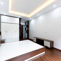 Tôi Cho Thuê Nhà Riêng Mới Xây Tại 639 Hoàng Hoa Thámdiện Tích38M2 X 5 Tầng, 3 Phòng Ngủ13 Triệu