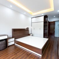 Tôi Cho Thuê Nhà Riêng Mới Xây Tại 639 Hoàng Hoa Thámdiện Tích38M2 X 5 Tầng, 3 Phòng Ngủ13 Triệu